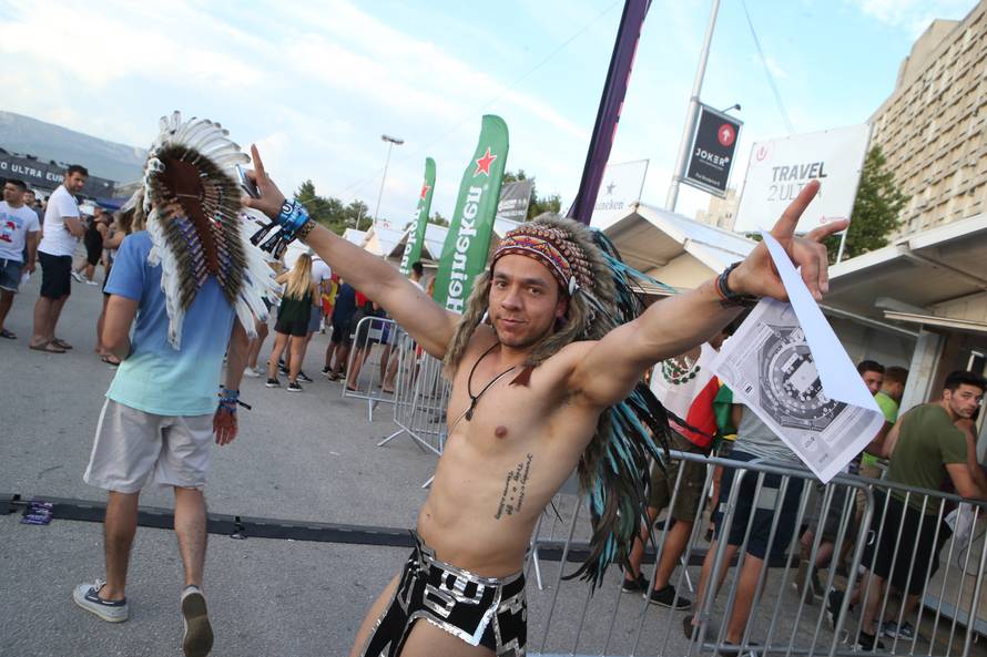 Na Ultru bez grudnjaka i gaća: Splitom je 'zavladalo' ludilo