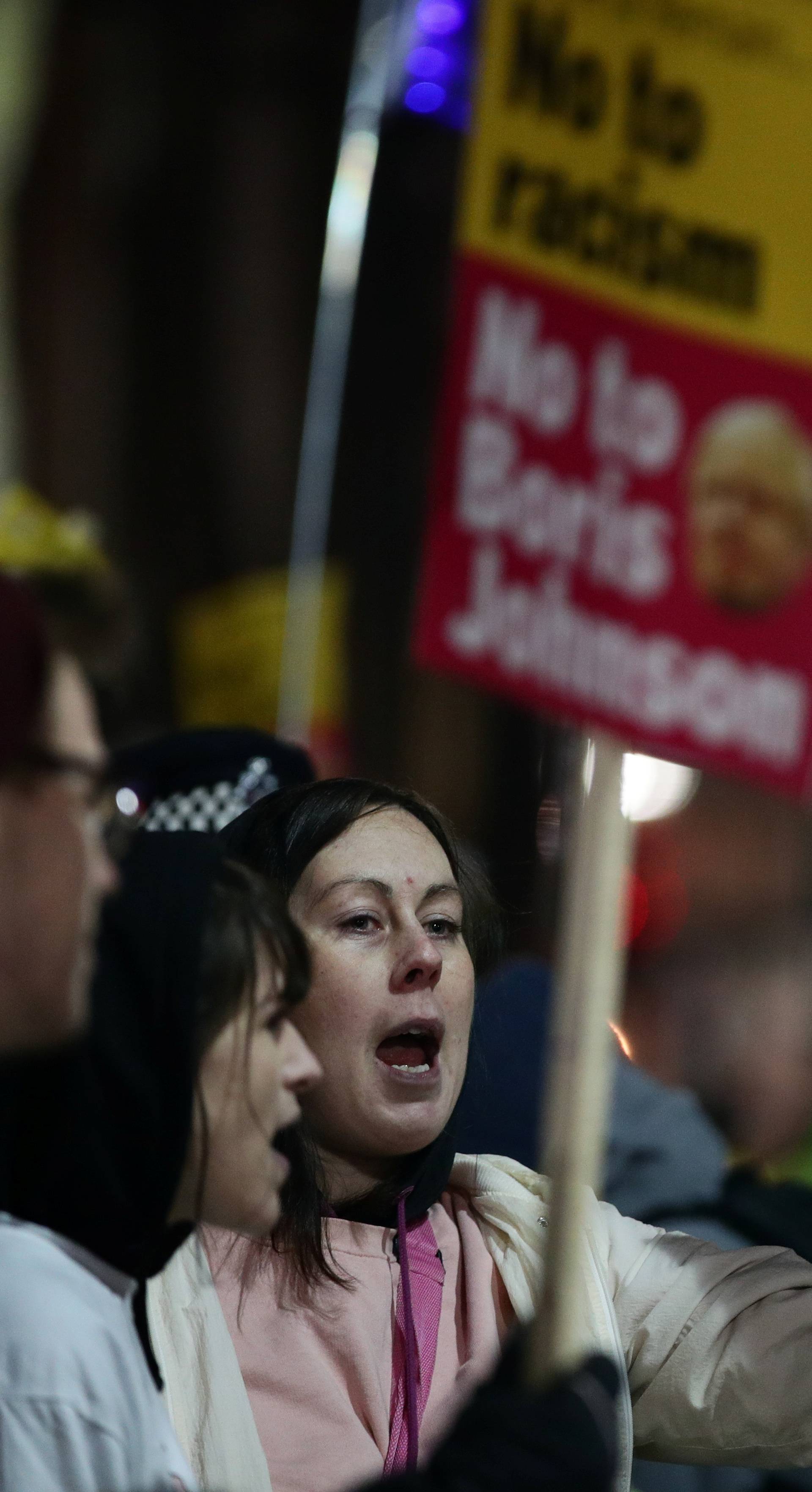 Bijes zbog izbora u Londonu: Policija razdvajala prosvjednike