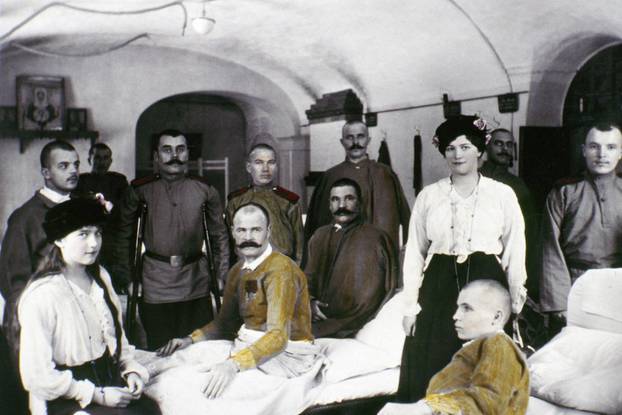Unique Romanov Family Pictures Coloured By Tsar