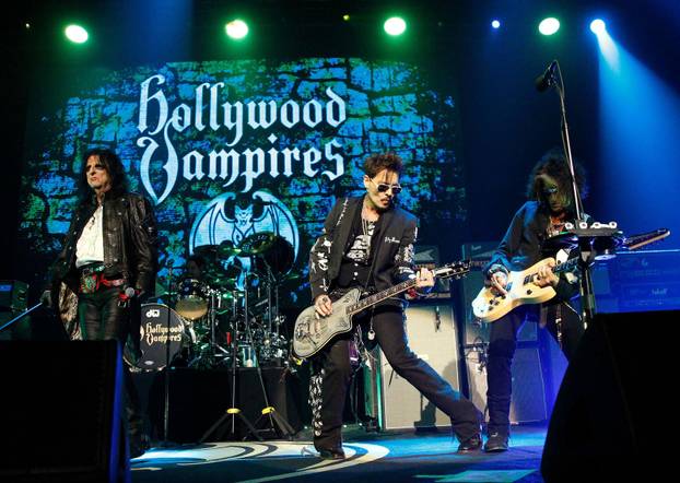 Johnny Depp nastupio na Hollywood Vampires koncetru u Las vegasu 