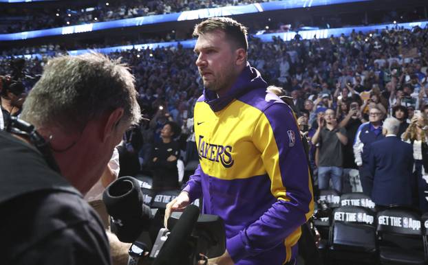 NBA: Los Angeles Lakers at Dallas Mavericks