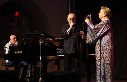 Gabi i Arsen oduševili publiku na humanitarnom koncertu