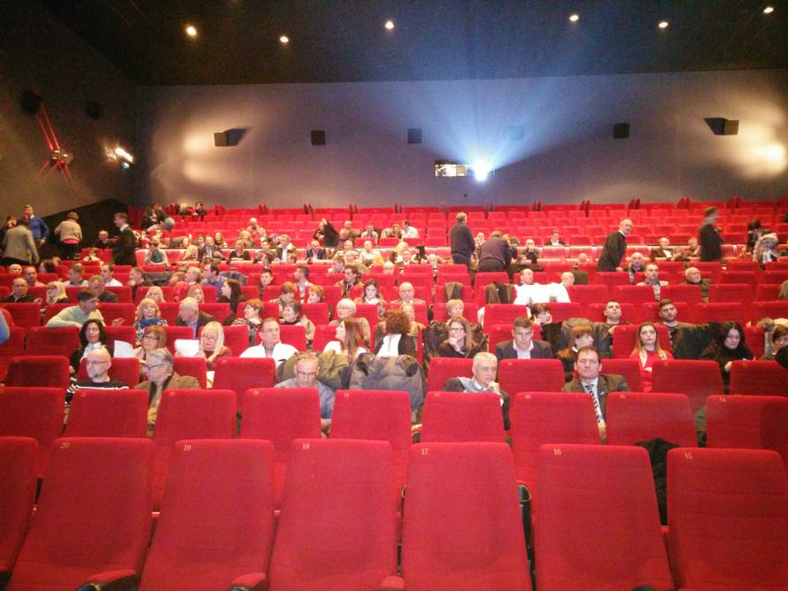 Božo Petrov opet šef Mosta, veliki poraz Ines Strenje Linić