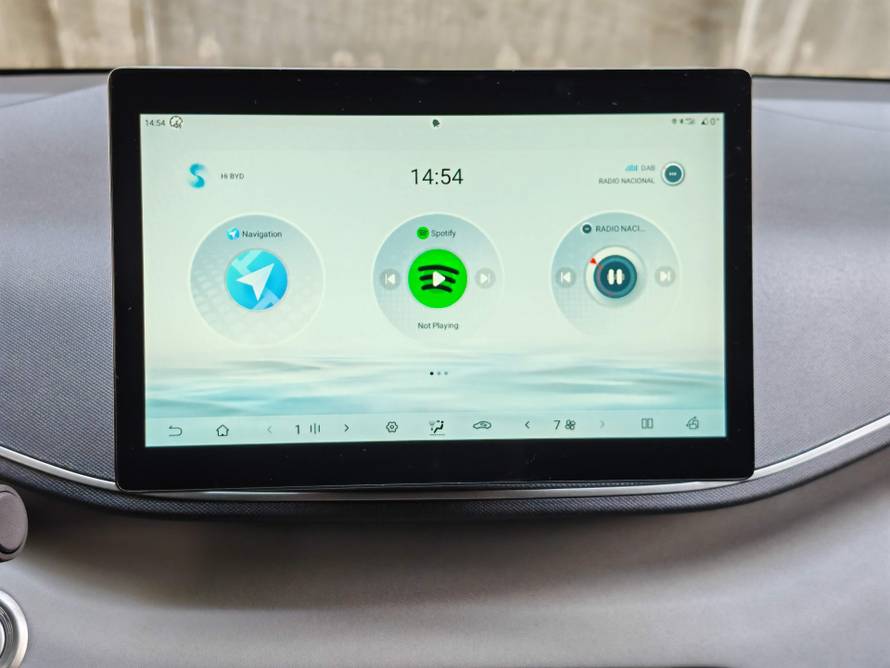 Pokazao kako mu kineski auto izgleda nakon 220.000 km u 2 godine. Premiumi na aparatima