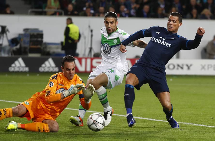 Wolfsburg v Real Madrid - UEFA Champions League Quarter Final First Leg