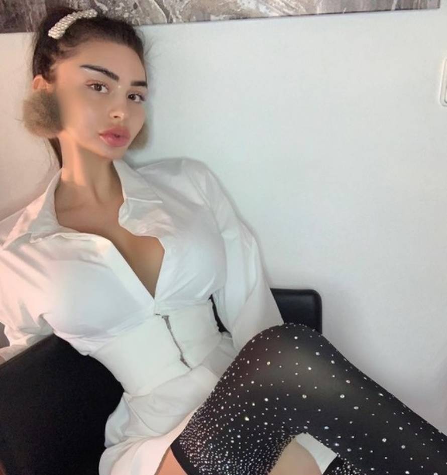 Mandarina objavila Hrvate koji joj nude novac: Za seks 4000 €