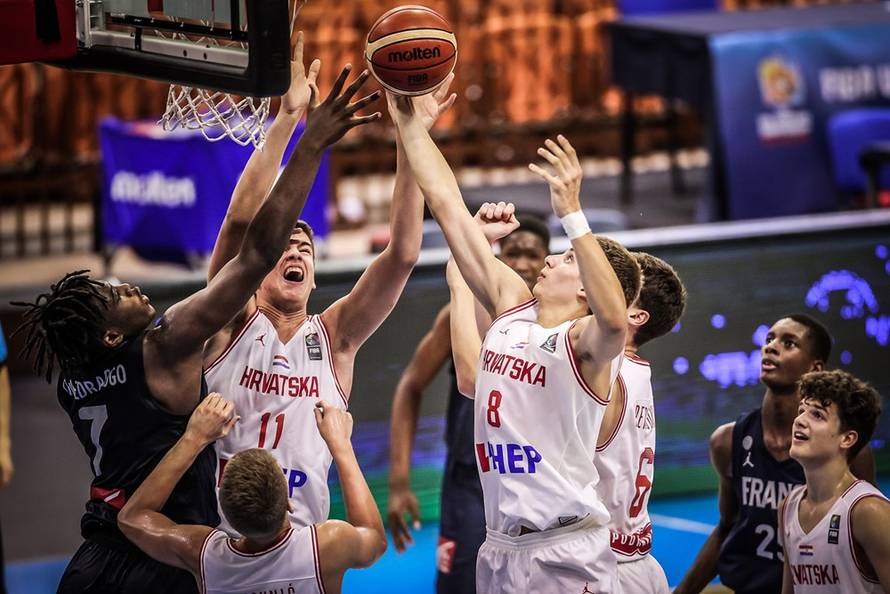 Ovi klinci su senzacija! Pomeli strašne Francuze i ušli u finale