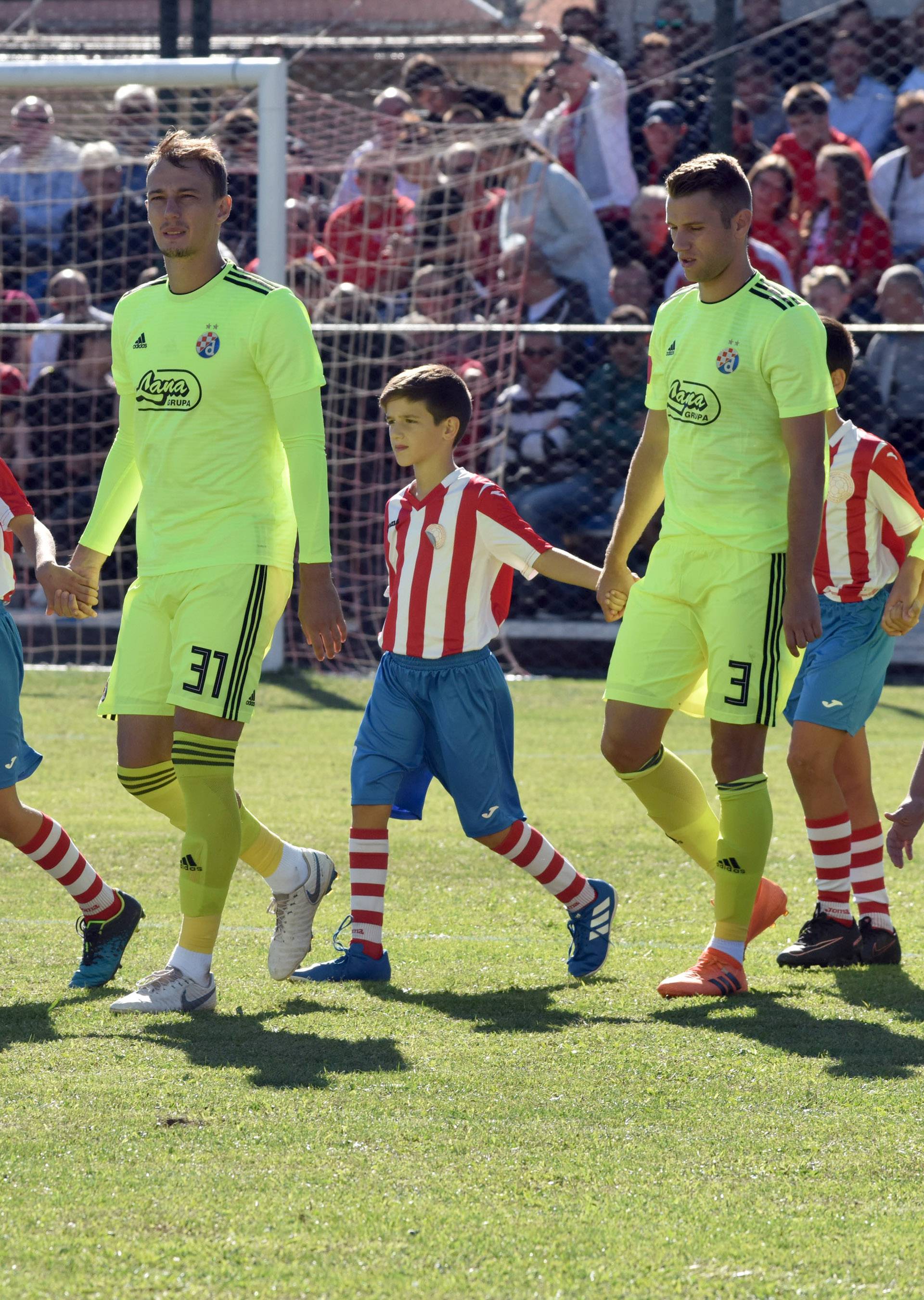 Dinamo je prošao iz sumnjivog penala, Hajduk i Rijeka sigurni