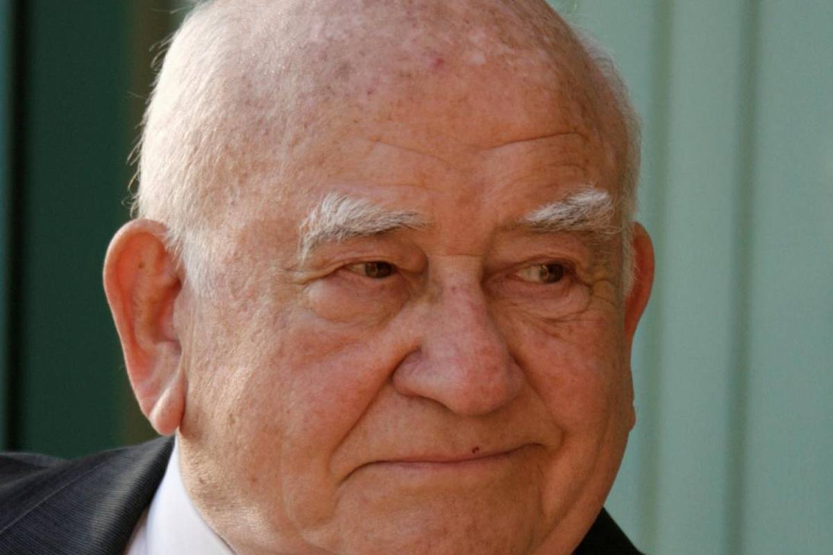 Preminuo Ed Asner U 91 Godini Osvojio Je Cak Sedam Emmyja 24sata