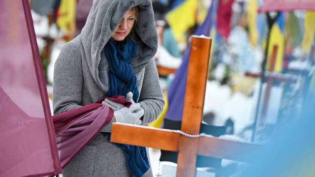 Lviv remembers fallen heroes