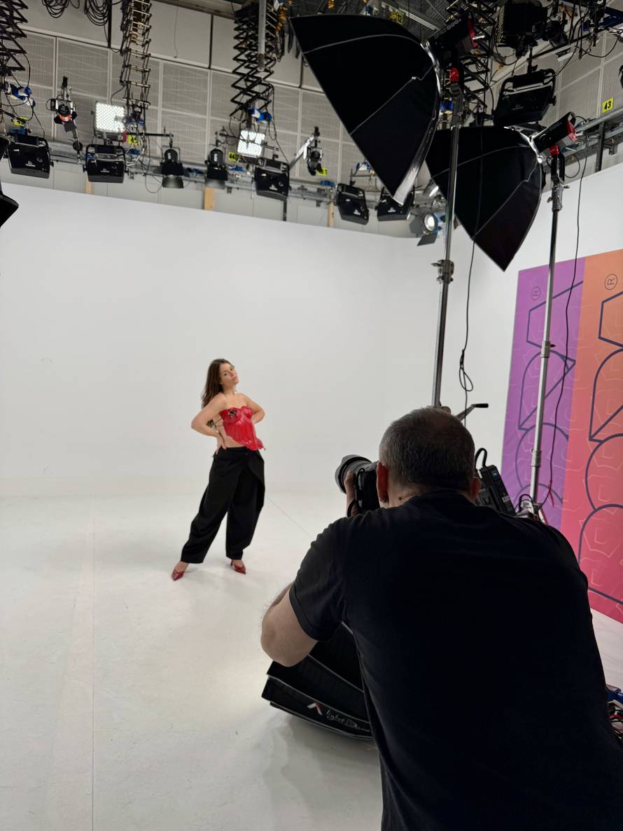 Lara Demarin se vraća na Doru s pjesmom Mantra: 'Cvek me naučio da se strpljenje isplati!'