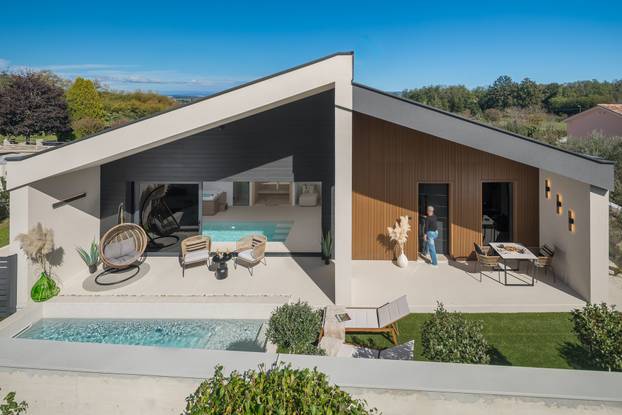 FOTO Romantična kuća za dvoje u Istri: Zavirite u oazu luksuza čije uređenje oduzima dah