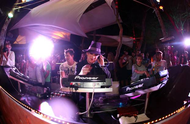 Hvar: Boy George nastupio u no?nom klubu Carpe Diem Beach