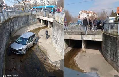 VIDEO Auto u Zagrebu sletio s mosta u kanal: 'Ispod je bio i slupani bicikl, nije baš ugodno'