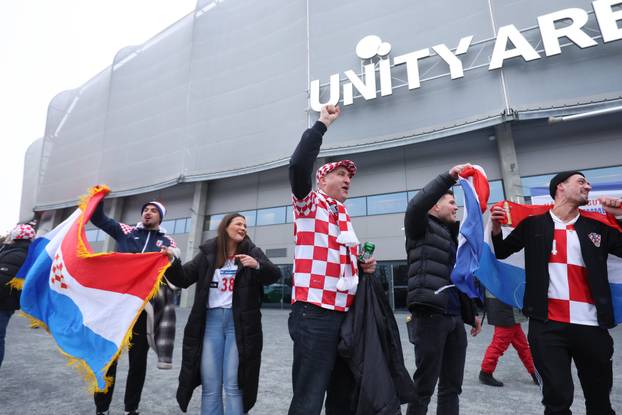 Oslo: Navijači ispred Unity Arene u kojoj se večeras održava finale Svjetskog rukometnog prvenstva