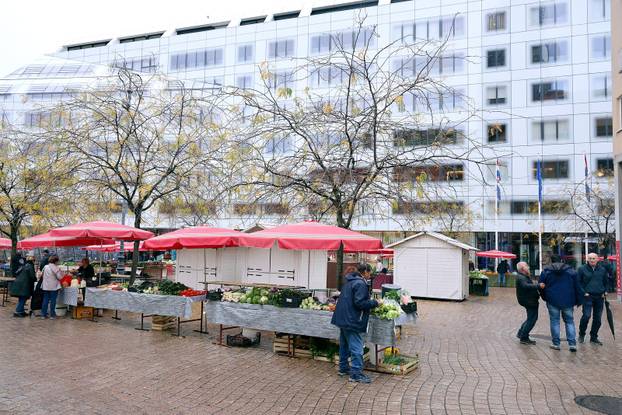 Zagreb: Europski trg je od danas tržnica