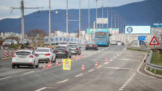 Zagreb: Za promet otvoren Jadranski most