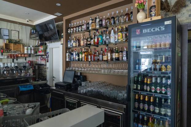 Otočac: Zbog mokrog snijega koji pada dio Like ostao bez struje