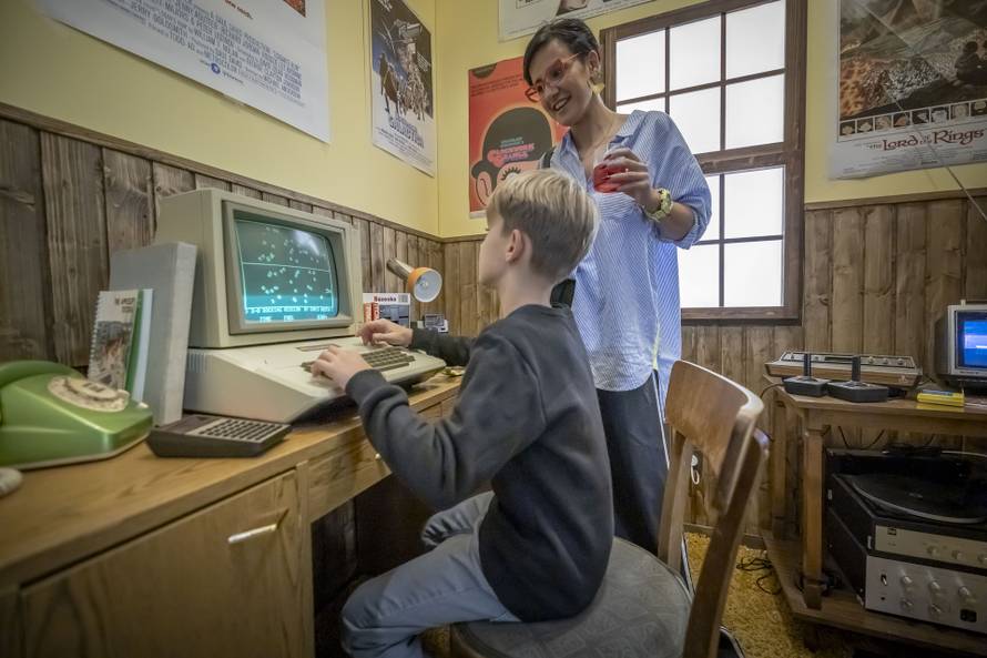 Prve konzole: Evo kako je prije više od pola stoljeća Pong započeo veliku eru videoigara