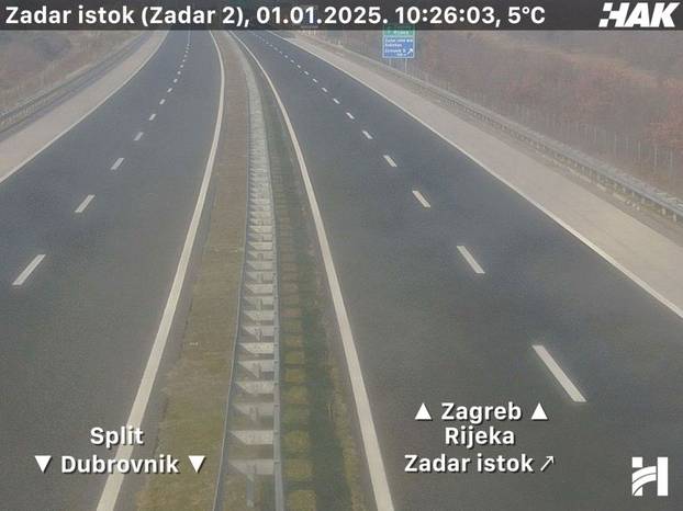 FOTO Pogledajte kako jutros izgledaju ceste diljem Hrvatske. HAK: 'Vozači, budite oprezni!'