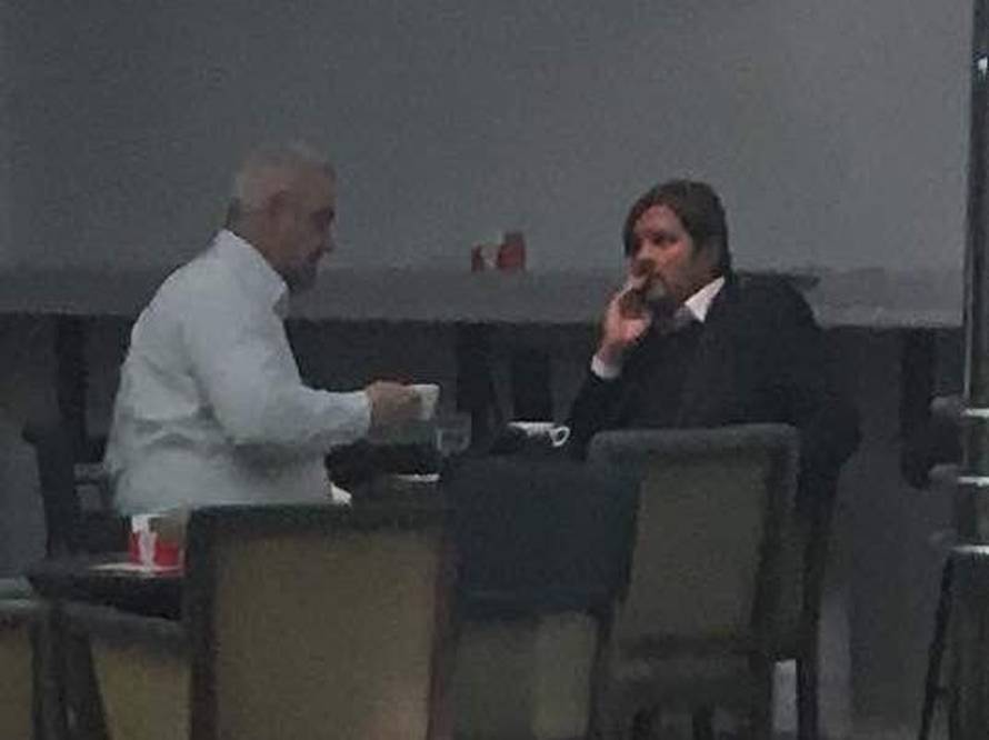 Maček: Djeca nam se druže, s Milanom ponekad popijem kavu