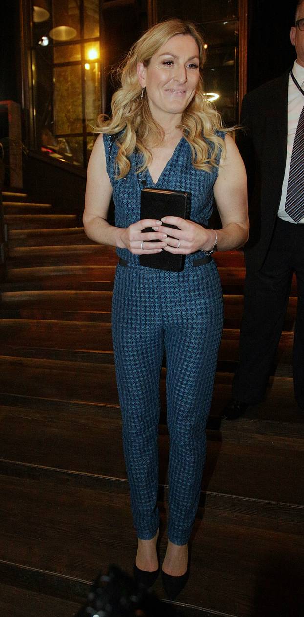 Zagreb: Poznati u call centru na donatorskom koncertu Svi za Vukovar