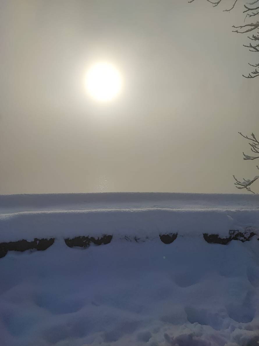 Počeo snijeg! Sudar na A4, na nekim dijelovima autocesta ima dosta vode. Pazite na crni led!