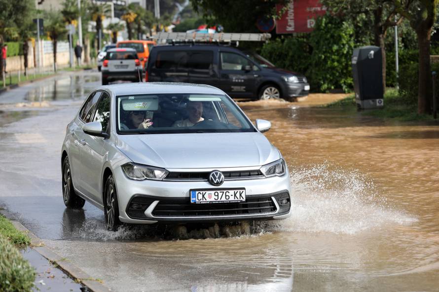 Potopljene ulice Medulina nakon jakog nevremena