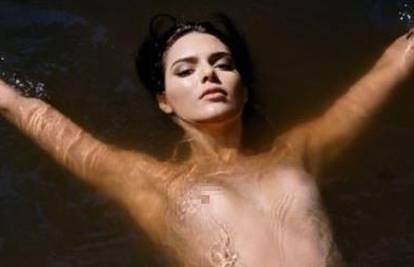 Kendall Jenner je zaplivala u gaćicama: Ima lijepe bradavice