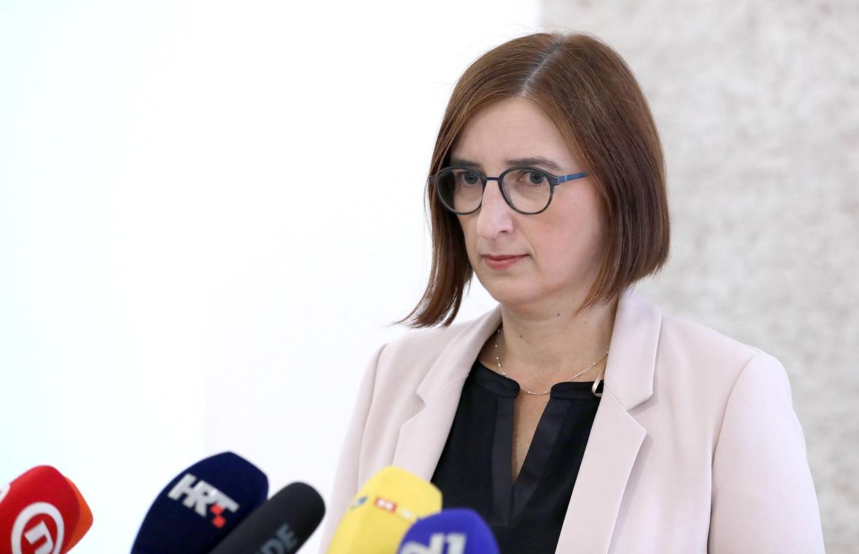 Marijana Puljak: Kerumove su tvrtke ostale dužne 1,7 milijardi kuna, laže o našim primanjima