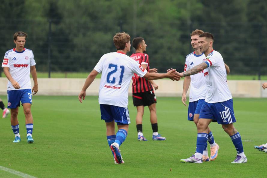 Hajduk - Škendija 4-0: 'Bili' slavili na pogon Šege i Livaje