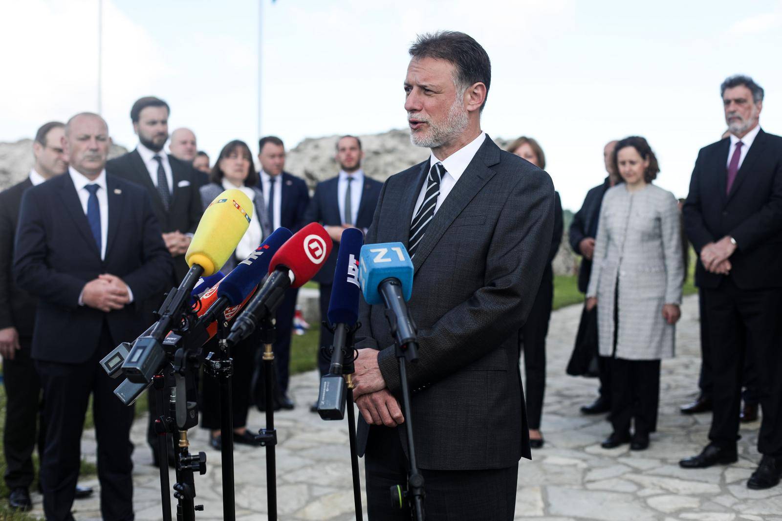 Zadar: Povodom Dana državnosti na Oltaru domovine položeni su vijenci