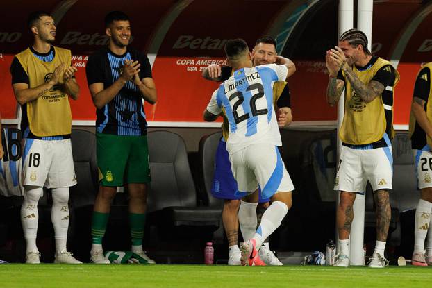 Soccer: Copa America-Argentina vs Peru