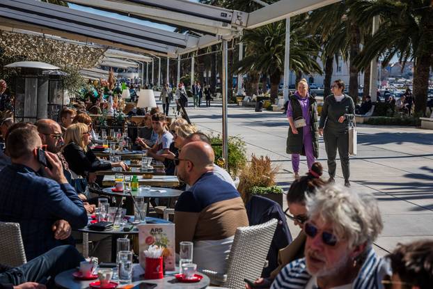 Nastavak lijepog i sunčanog vremena, u Splitu izmjereno 17 stupnjeva