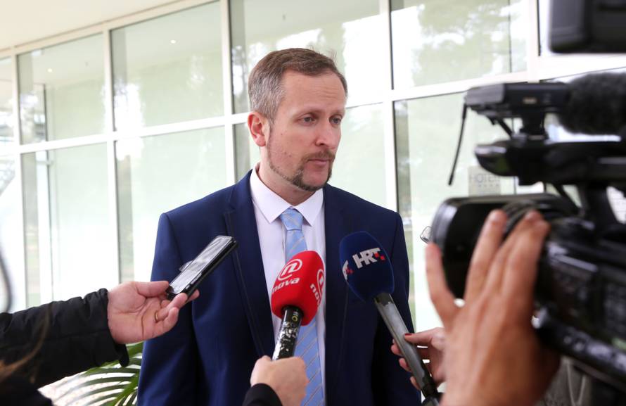 'Osjećao sam se ponosno kad  je Plenković tražio razrješenje'