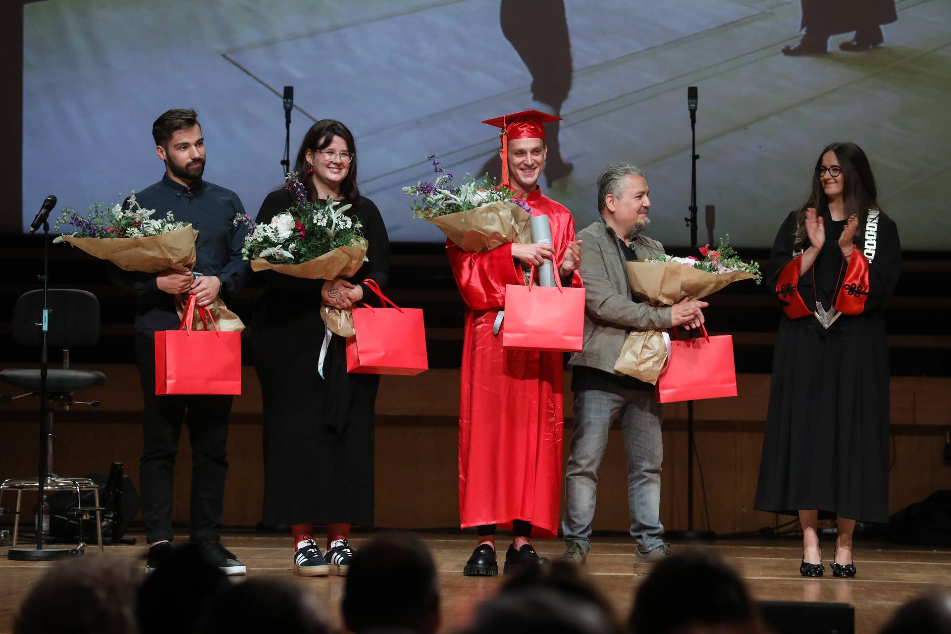 Zagreb: Na svečanoj promociji VERNovih diplomanata uručena priznanja i članovima hrvatskog tima s Eurosonga 