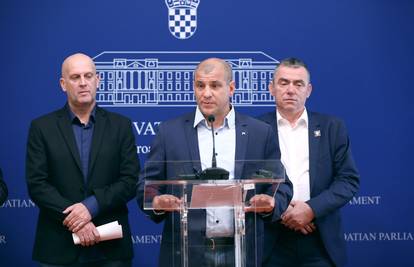 Čovjek koji podržava napadače iz Splita dio je Plenkovićeve vlade i za to dobiva 1.200 eura