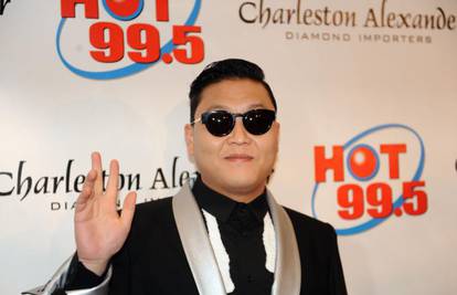 Psy sa 'Gentlemanom' u jedan dan skupio 18 milijuna klikova