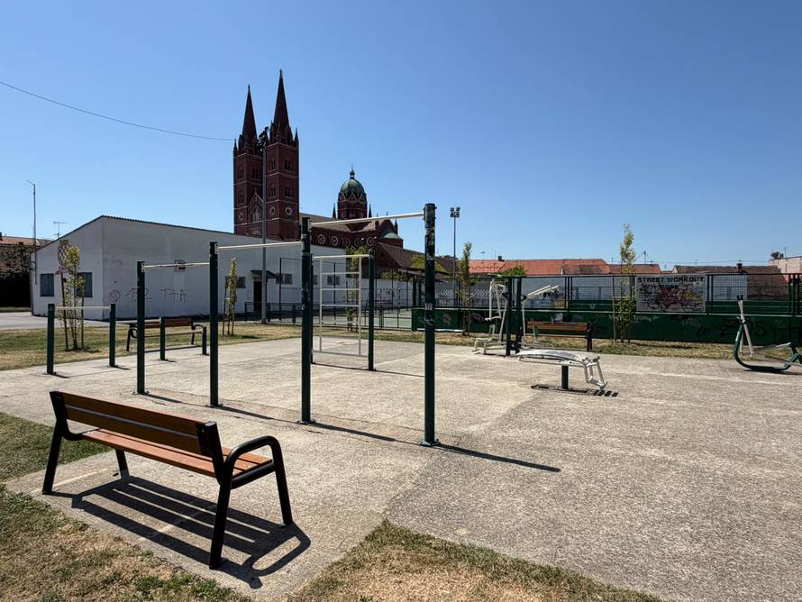 'Dječaka je tukao šakom. Sišao sam s bicikla i krenuo prema njima. Onda je izvukao nož...'
