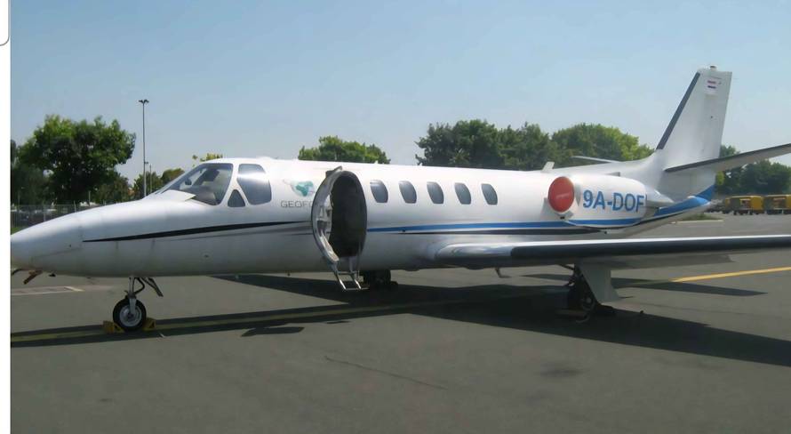 FOTO 'Prodajem rijedak avion. U njemu je letio i Ivo Sanader...'