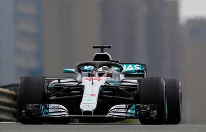 Hamilton slavio u Francuskoj i stigao do 65. pobjede u karijeri