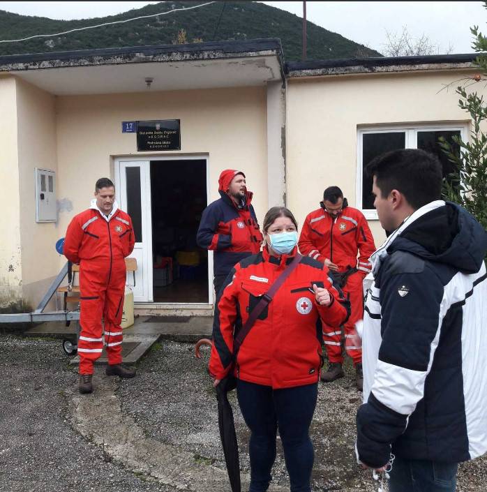 'Voda mi se još jučer popela do prvog kata': Mještani Kokorića u suzama, a kiša i dalje pada