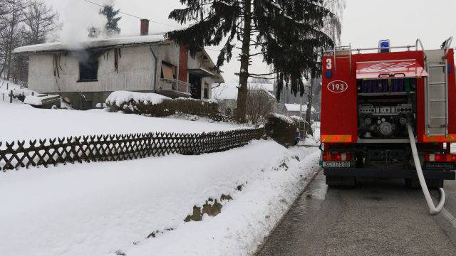 Zapalio im  kuću, a zatim uzeo sjekiru: Htio nas je sve zaklati