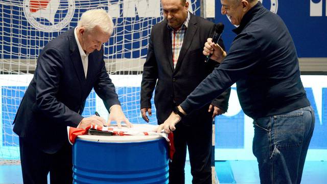 Poreč: Potpisan je novi sponzorski ugovor između INA-e i Hrvatskog rukometnog saveza