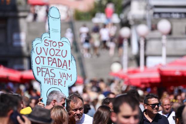 Tisuće prosvjednika preplavile središte Zagreba zbog otpada u Lici