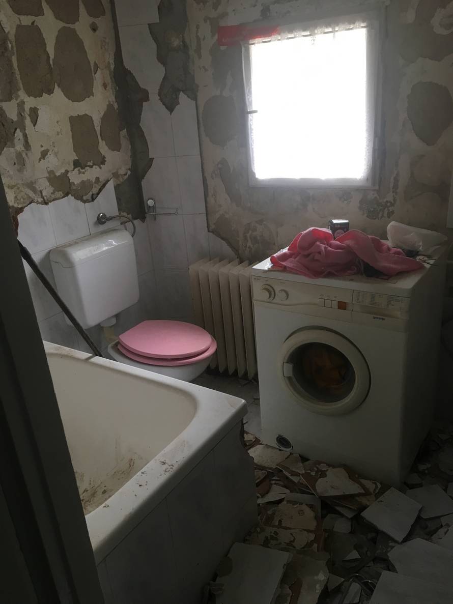 Mia Begović u očaju: Mamine stvari sad nam čuva Radeljak