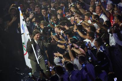 FOTO Gotove su Olimpijske igre: Evo kako je izgledalo svečano zatvaranje, Tom Cruise oduševio