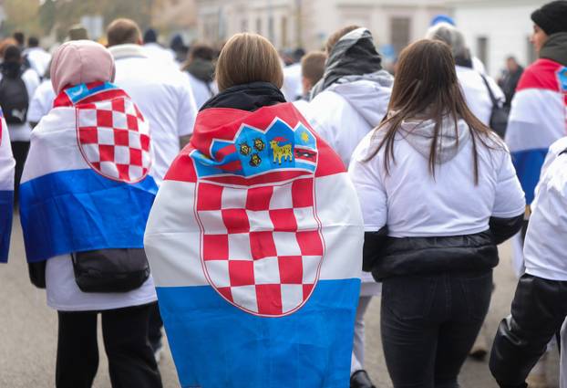 Vukovar: Kolona sjećanja na žrtvu Vukovara