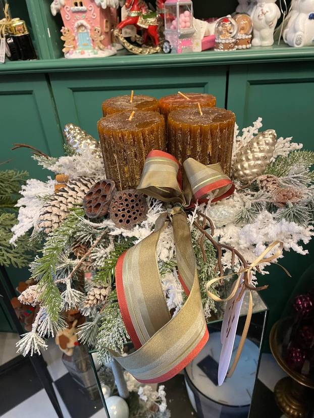 FOTO Pogledajte kakvih sve vjenčića ima po Zagrebu, neki 'dizajnerski' dođu i 400 eura