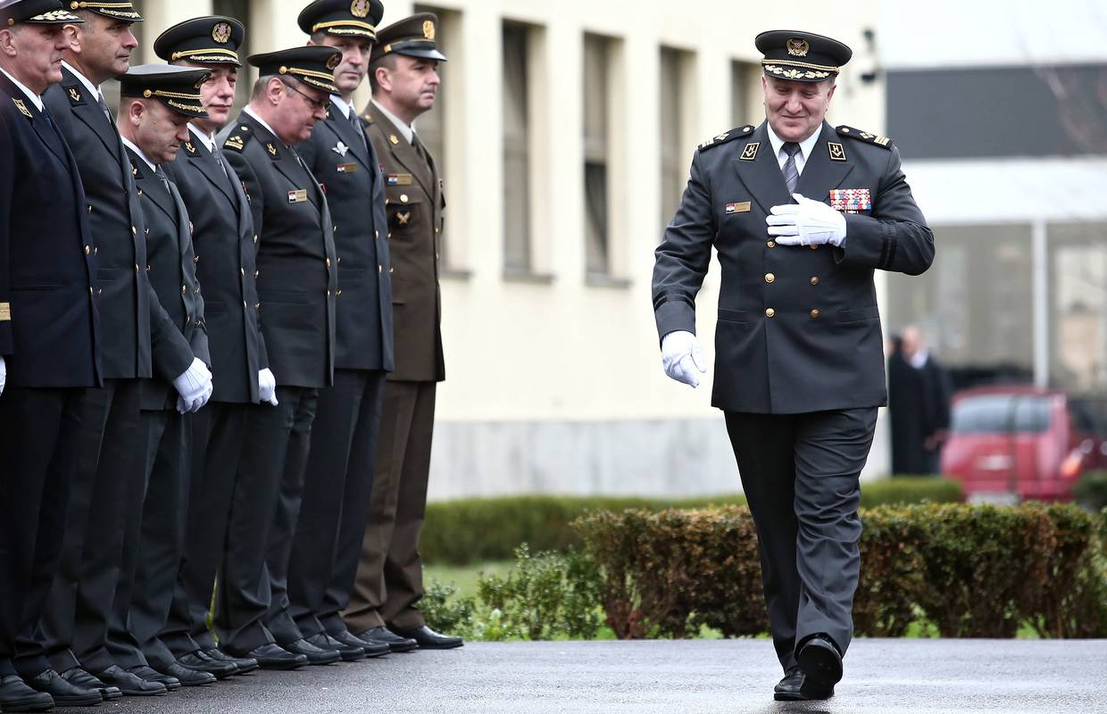 Hitna imenovanja: Veleposlanik će biti i general Drago Lovrić?